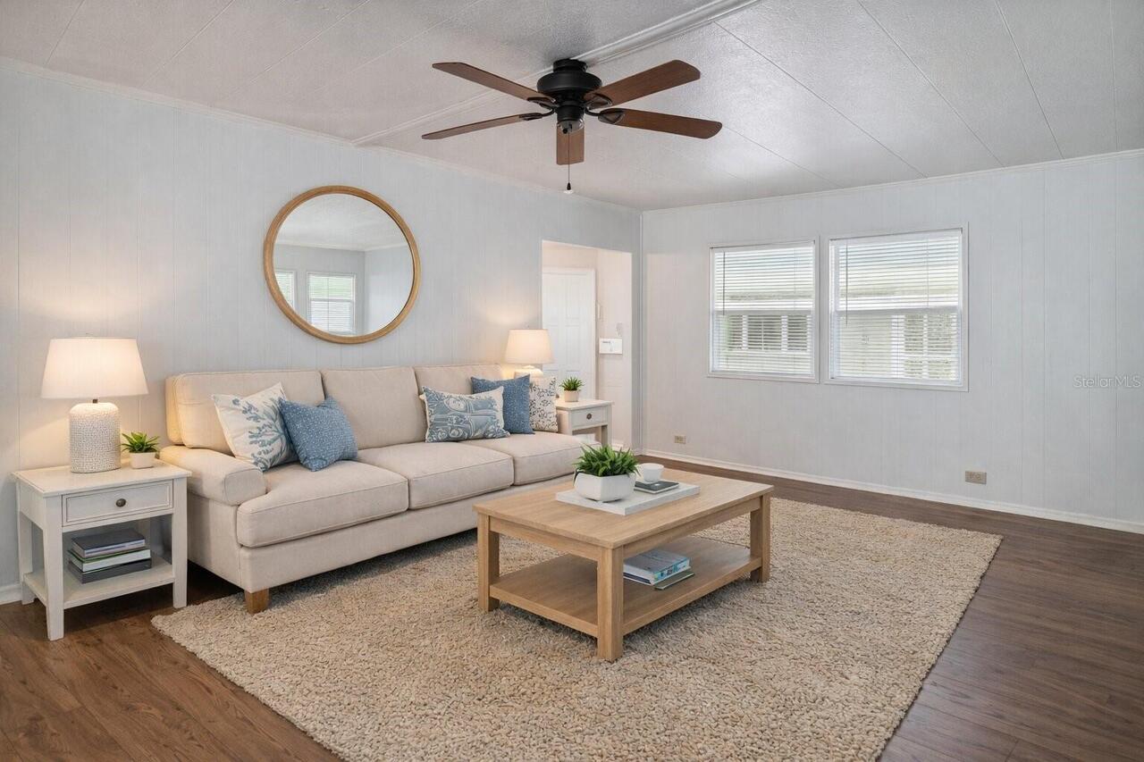 Listing Photo 8