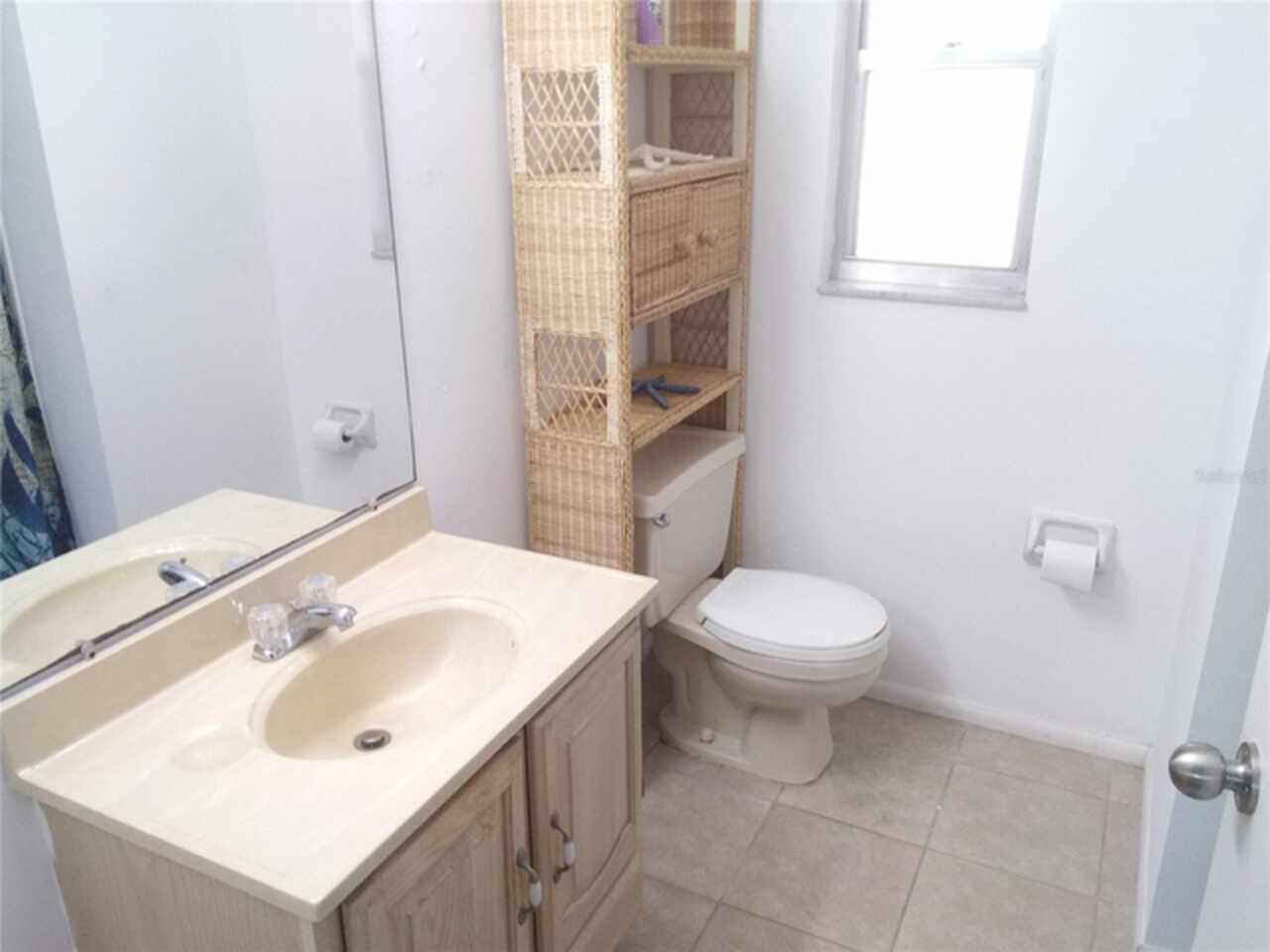 Listing Photo 9
