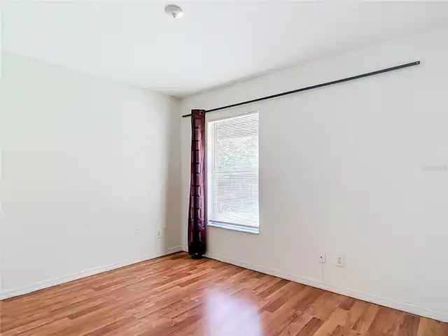 Listing Photo 34