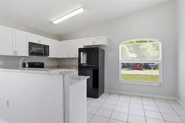 Listing Photo 13
