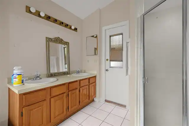 Listing Photo 28