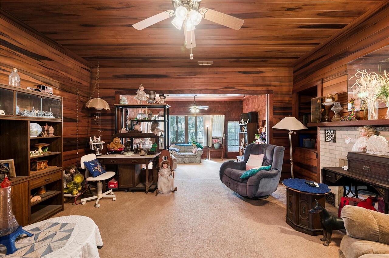 Listing Photo 11