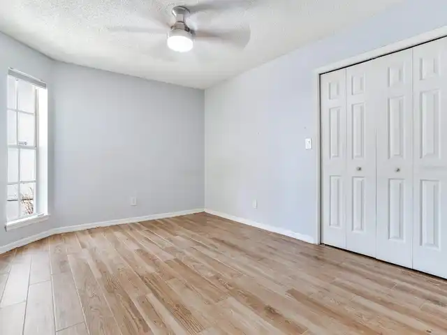 Listing Photo 26