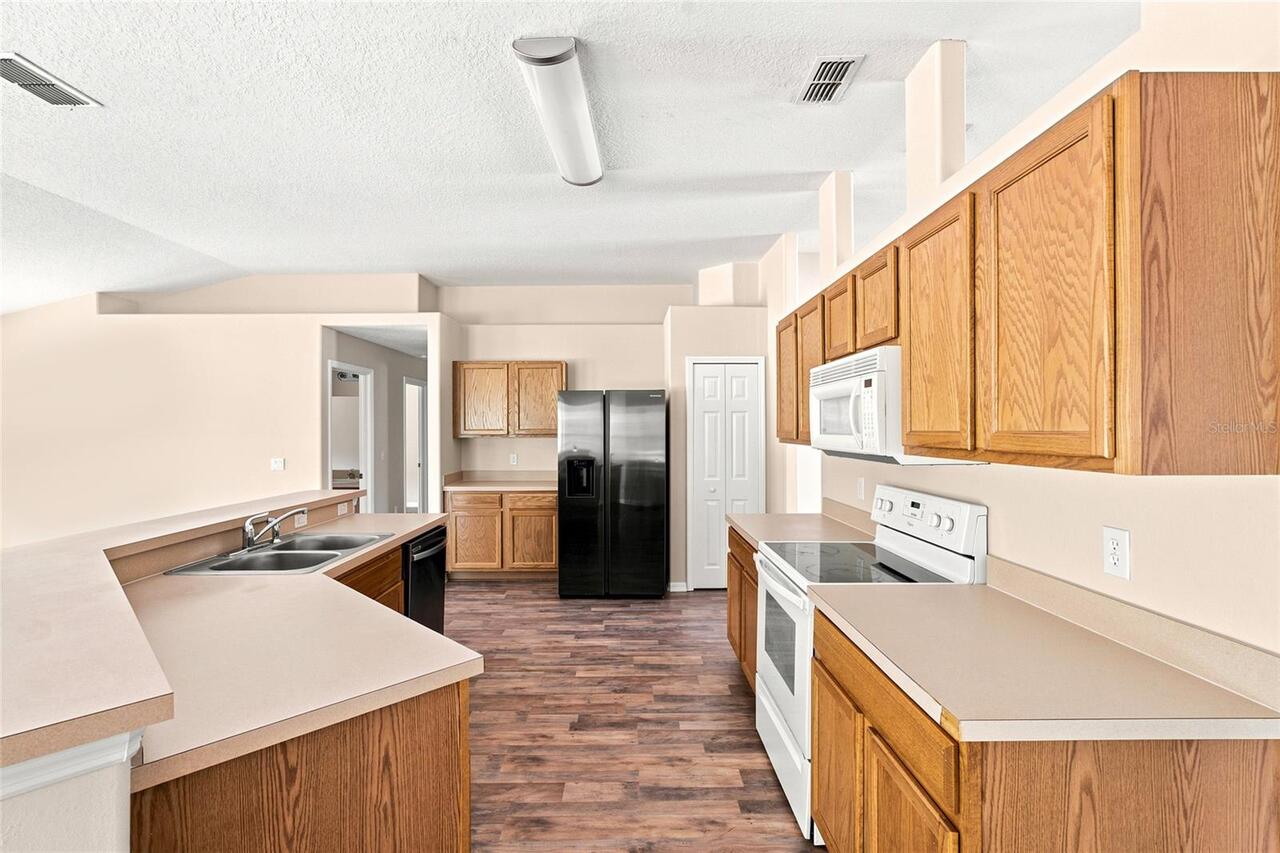 Listing Photo 15
