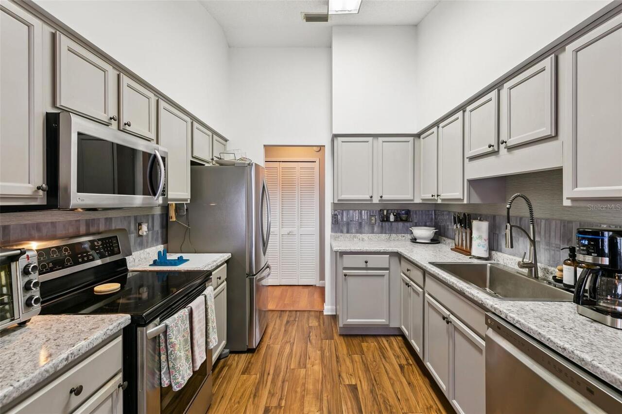 Listing Photo 15