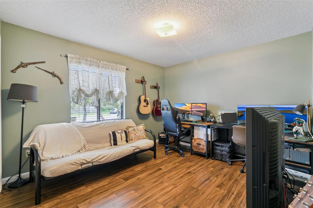 Listing Photo 23
