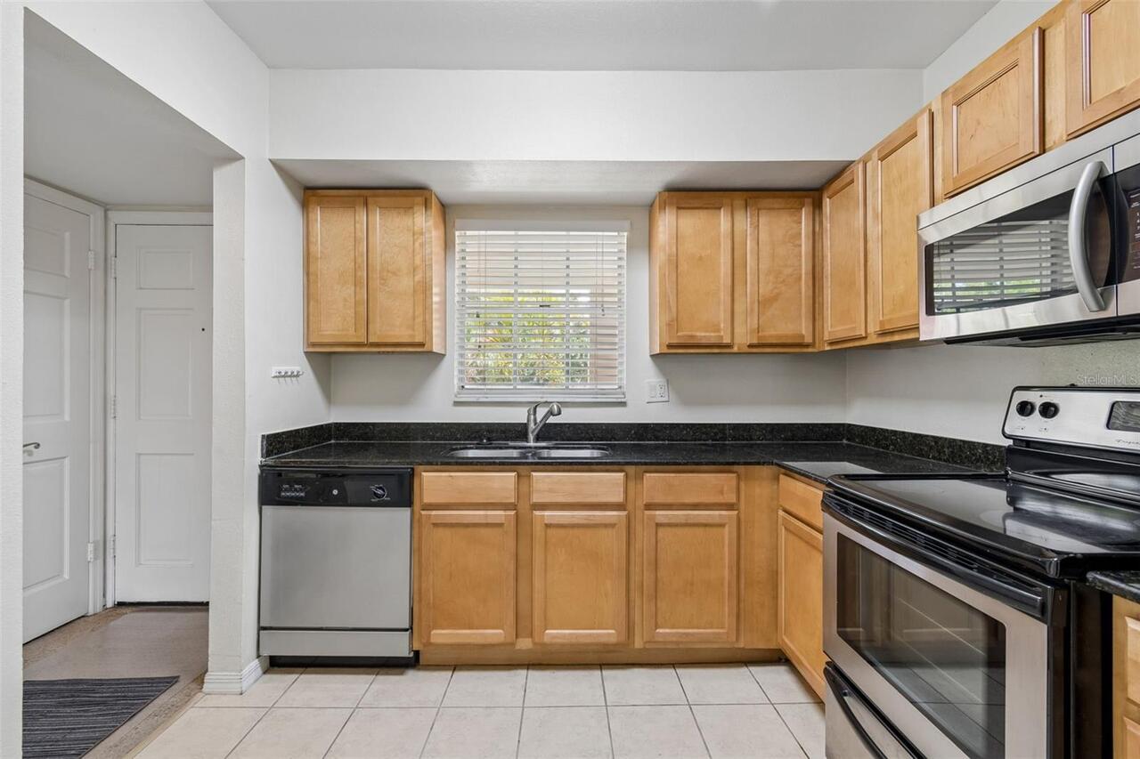 Listing Photo 7