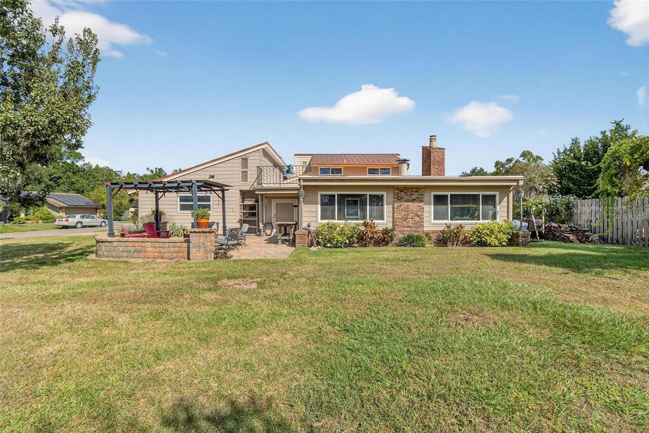 Listing Photo 9
