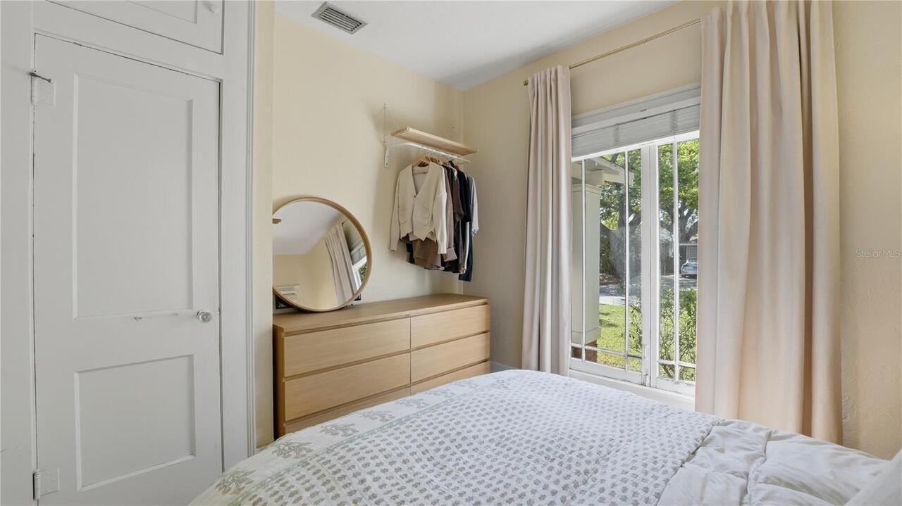 Listing Photo 16