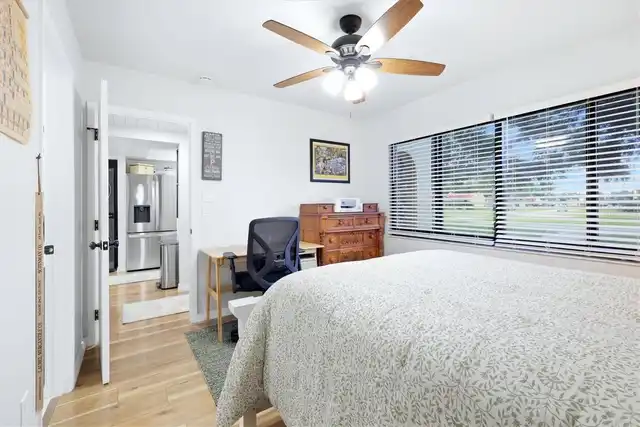 Listing Photo 23