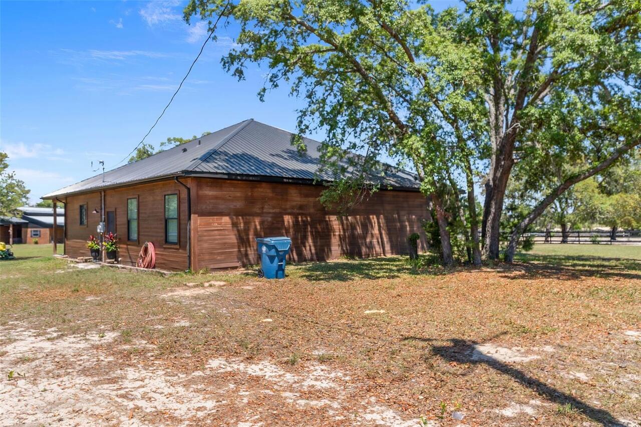 Listing Photo 42