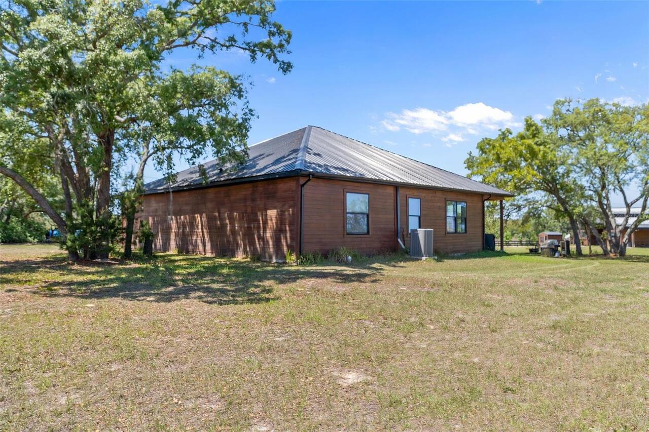 Listing Photo 43