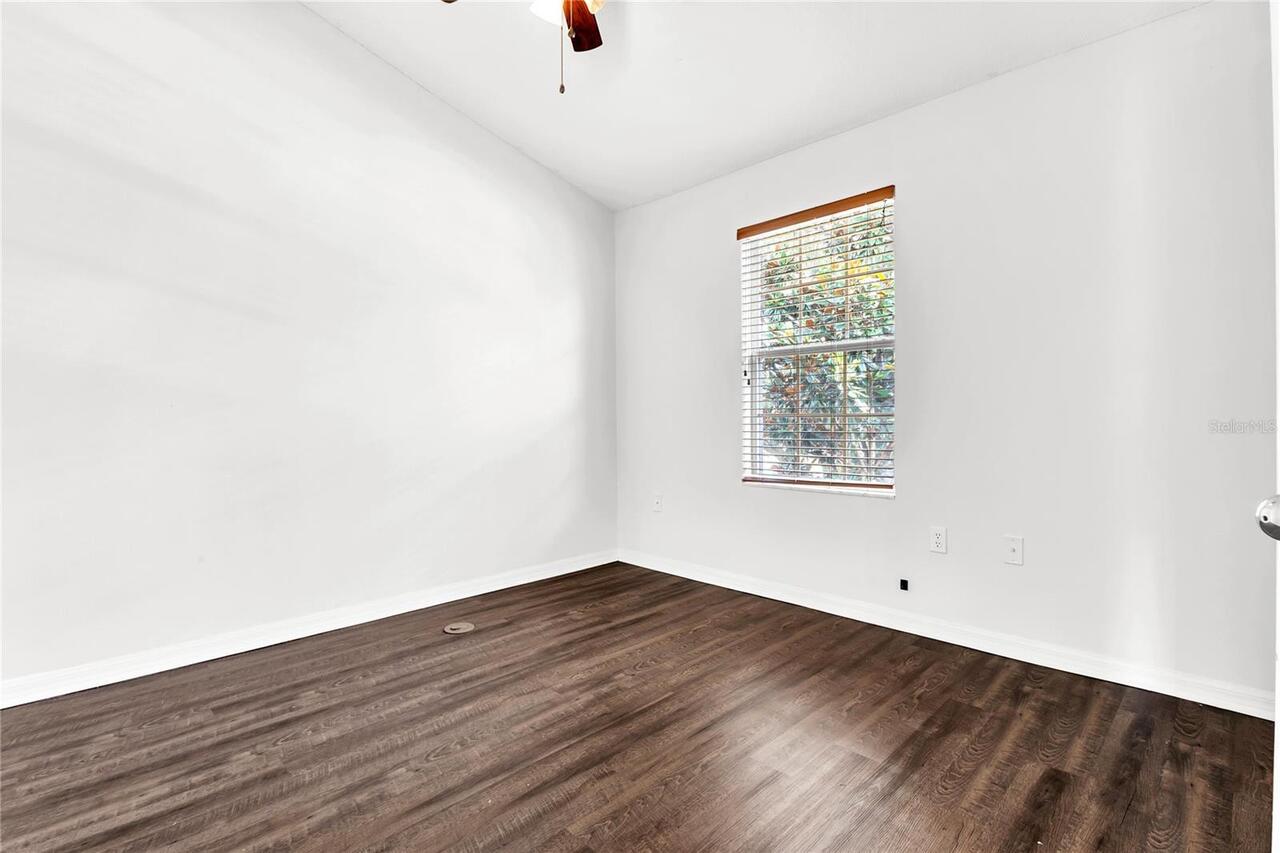 Listing Photo 33
