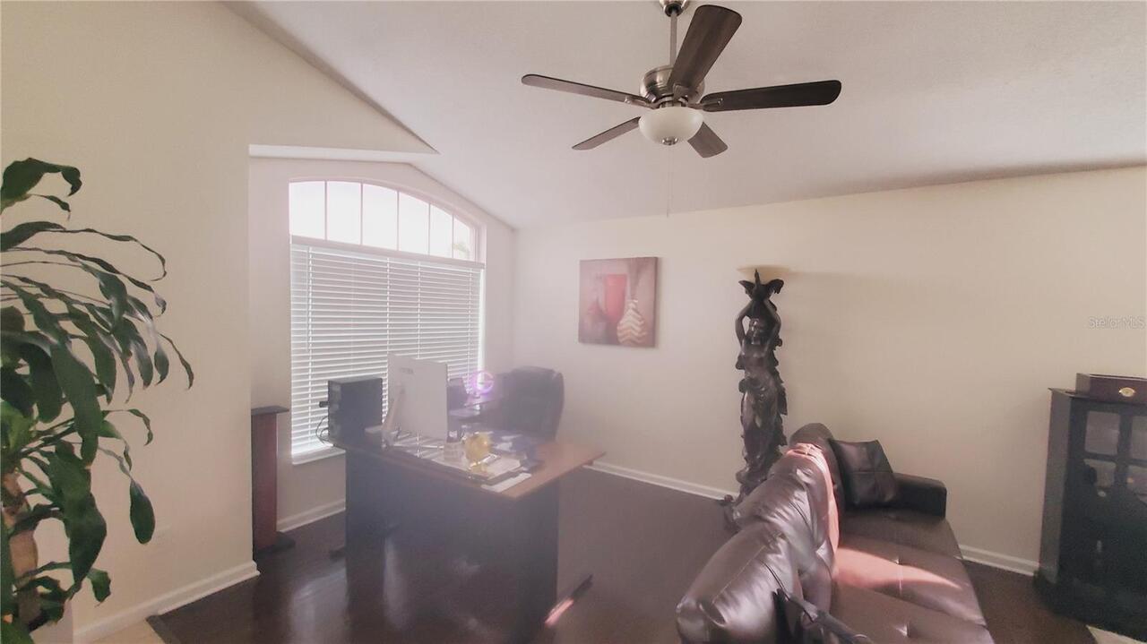 Listing Photo 17