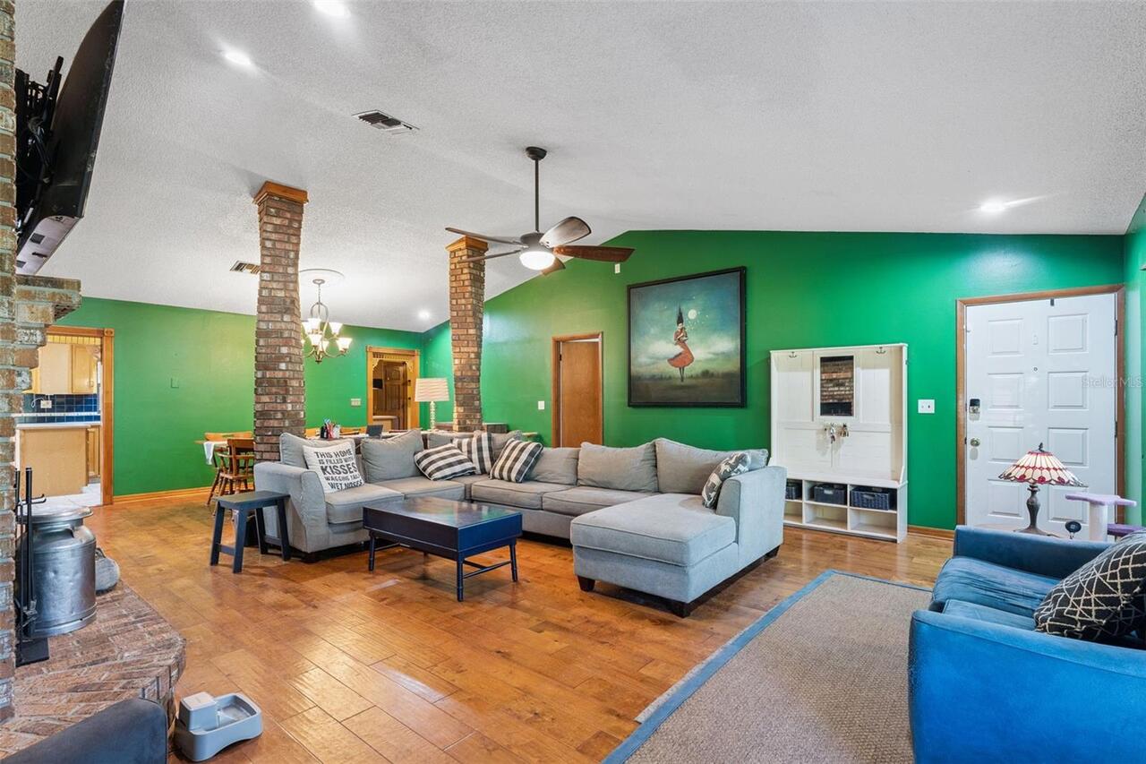 Listing Photo 5