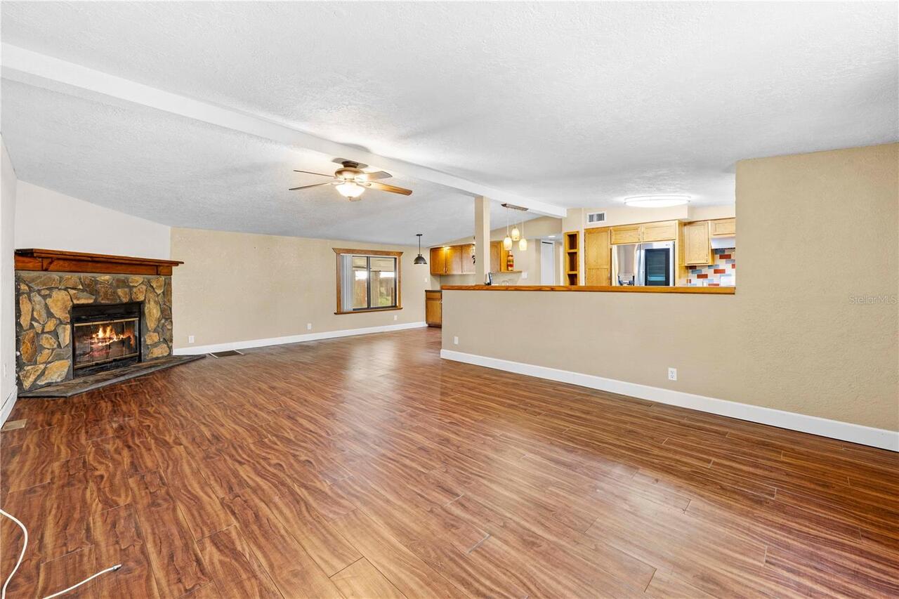 Listing Photo 7