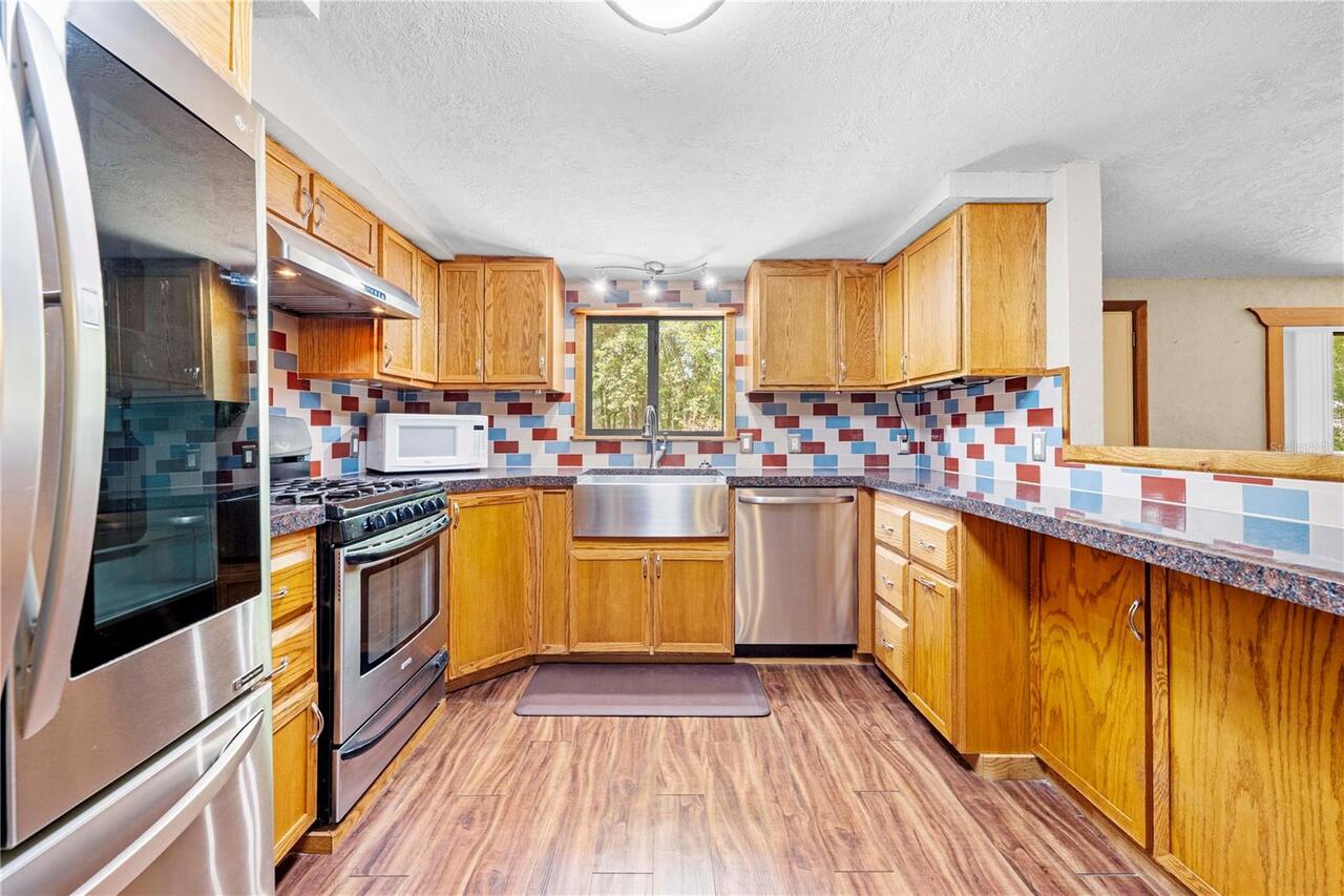 Listing Photo 15