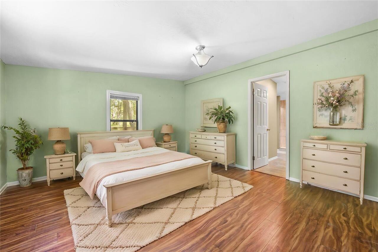 Listing Photo 21