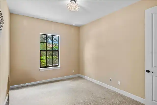 Listing Photo 38