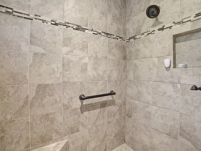 Listing Photo 25