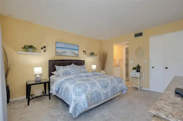 Listing Photo 35