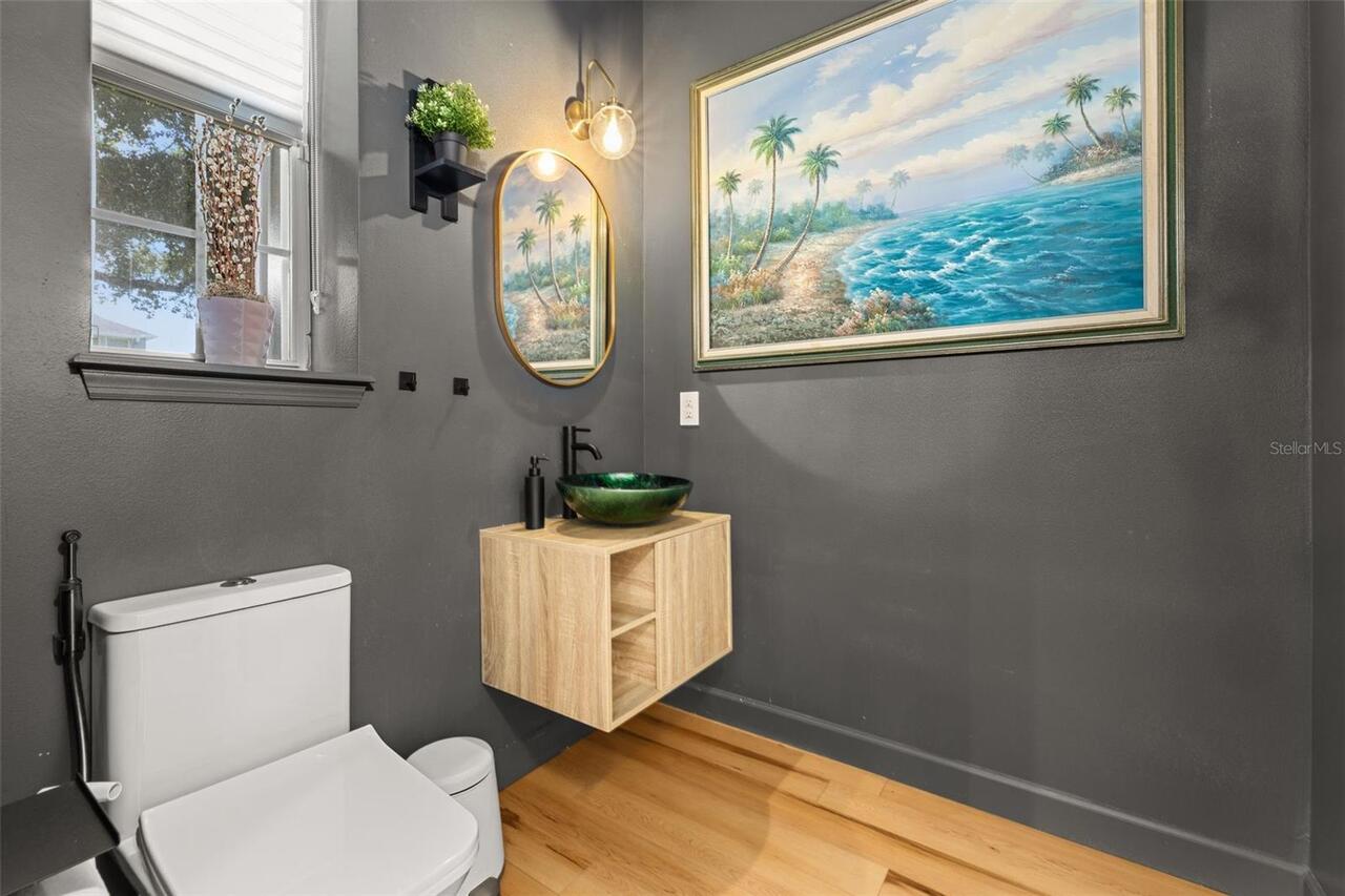 Listing Photo 17
