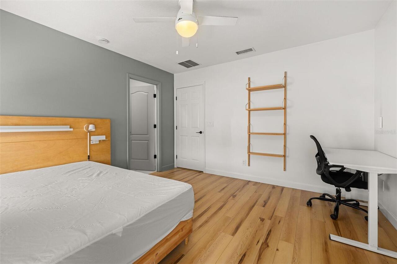 Listing Photo 28