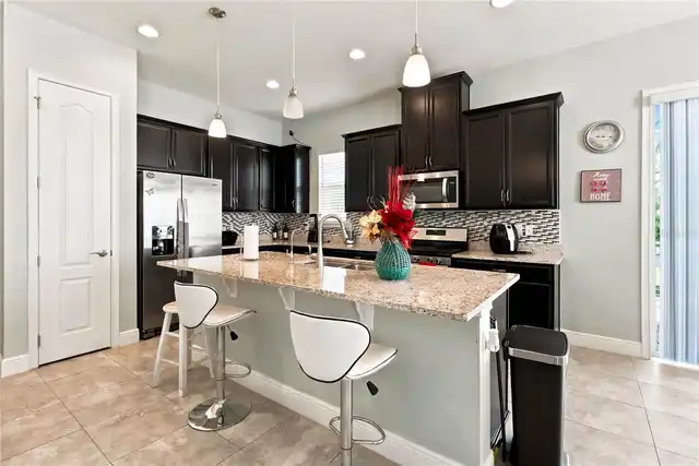 Listing Photo 15