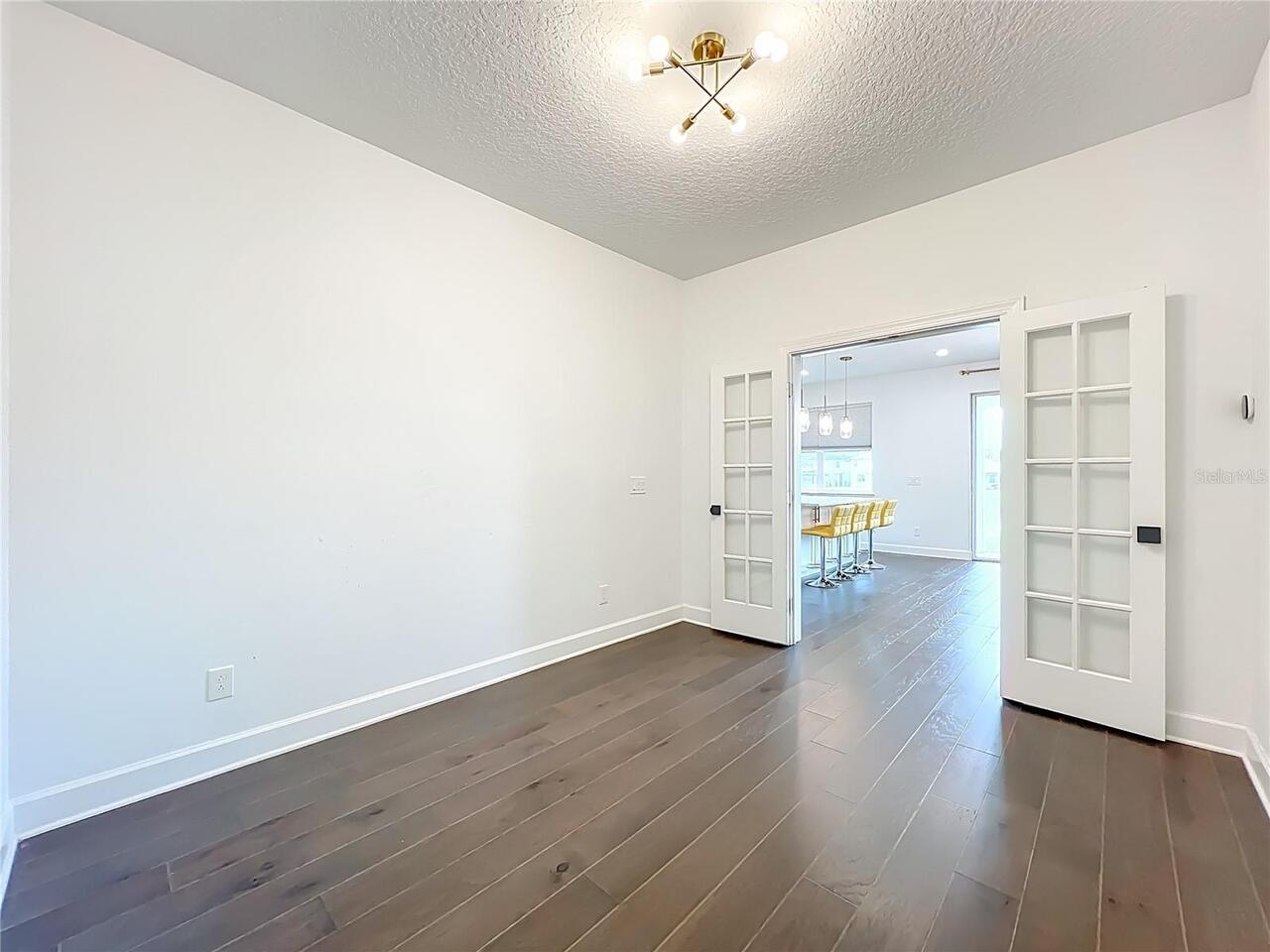 Listing Photo 20
