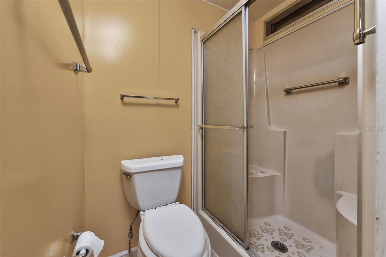 Listing Photo 17
