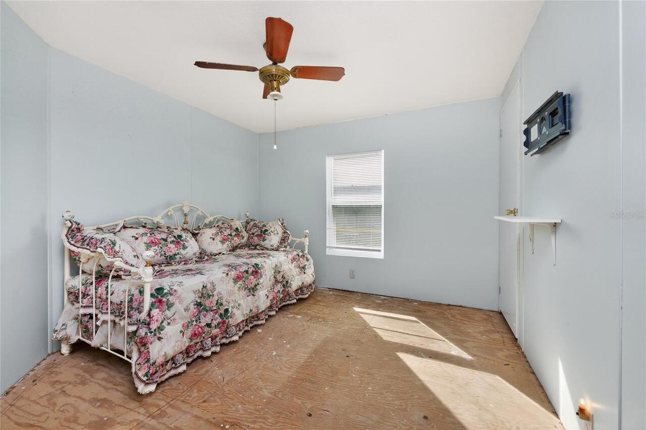 Listing Photo 18