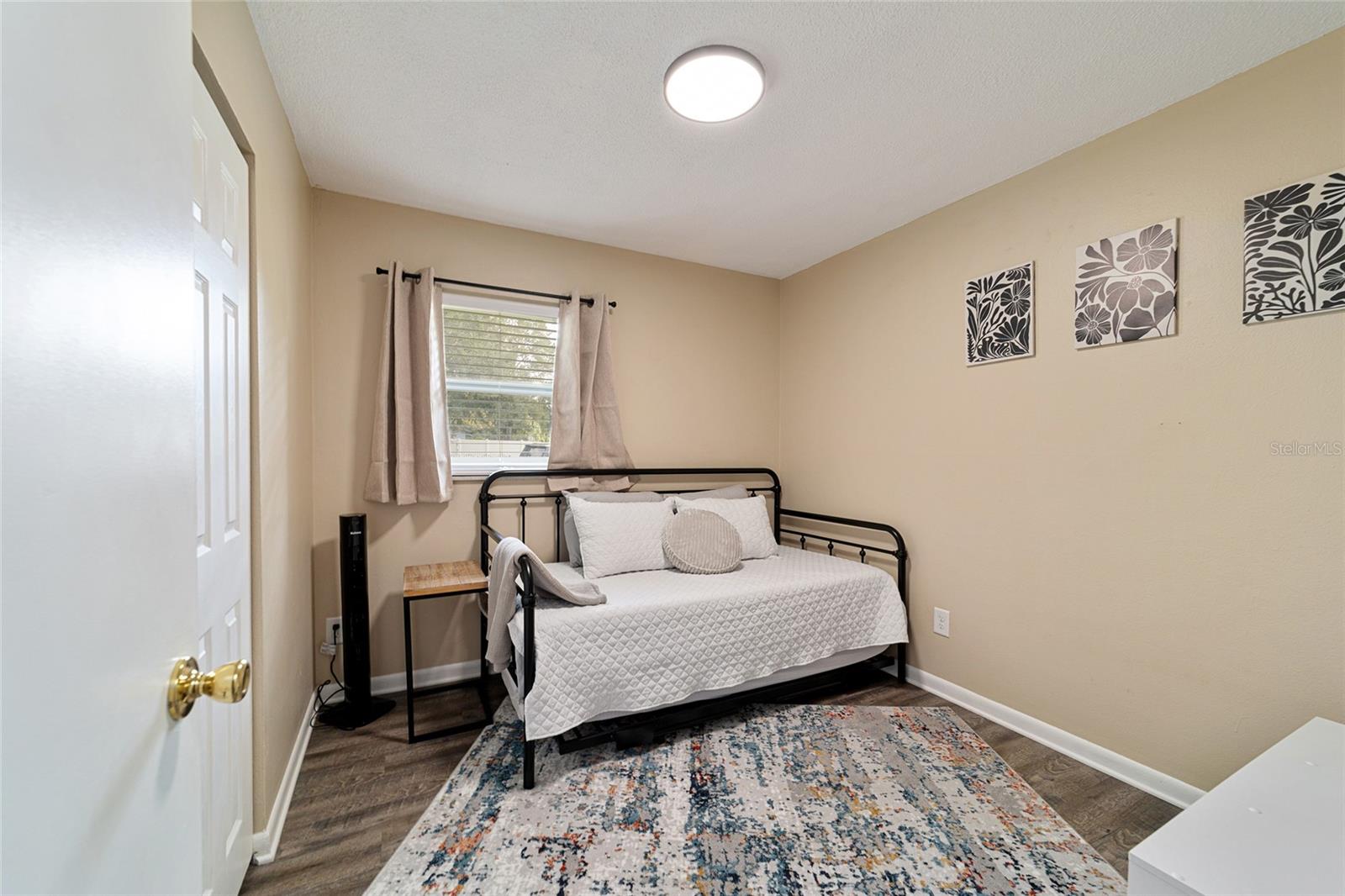 Listing Photo 19