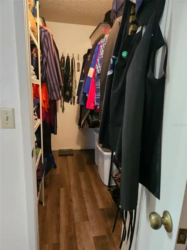 Listing Photo 14