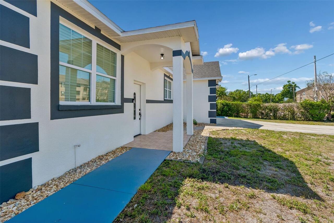 Listing Photo 9