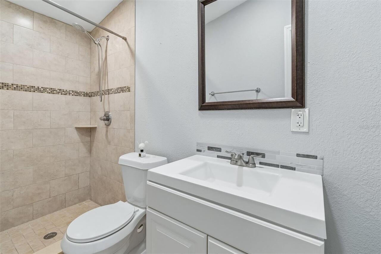 Listing Photo 37