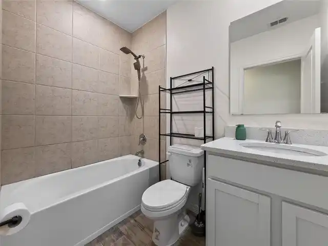 Listing Photo 18