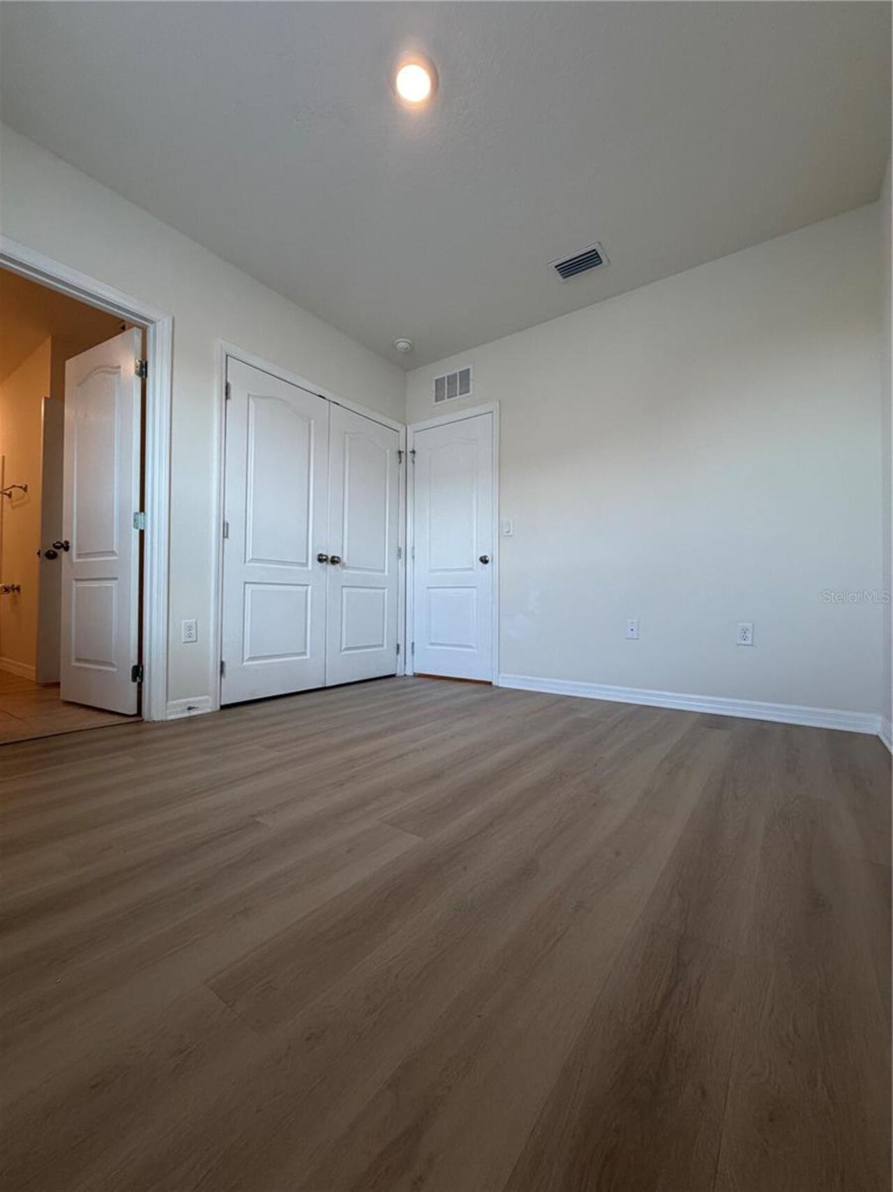 Listing Photo 26