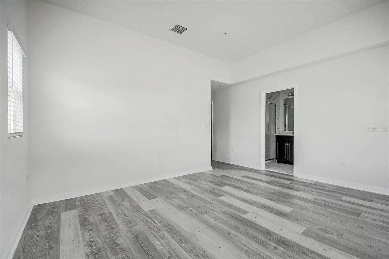 Listing Photo 26
