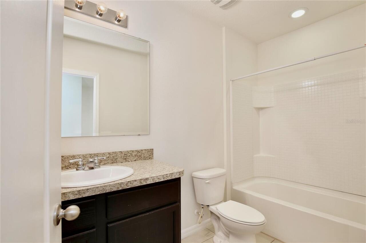 Listing Photo 16