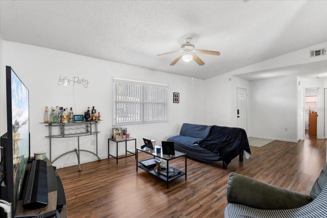 Listing Photo 7