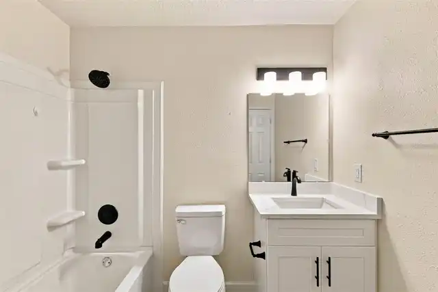 Listing Photo 13