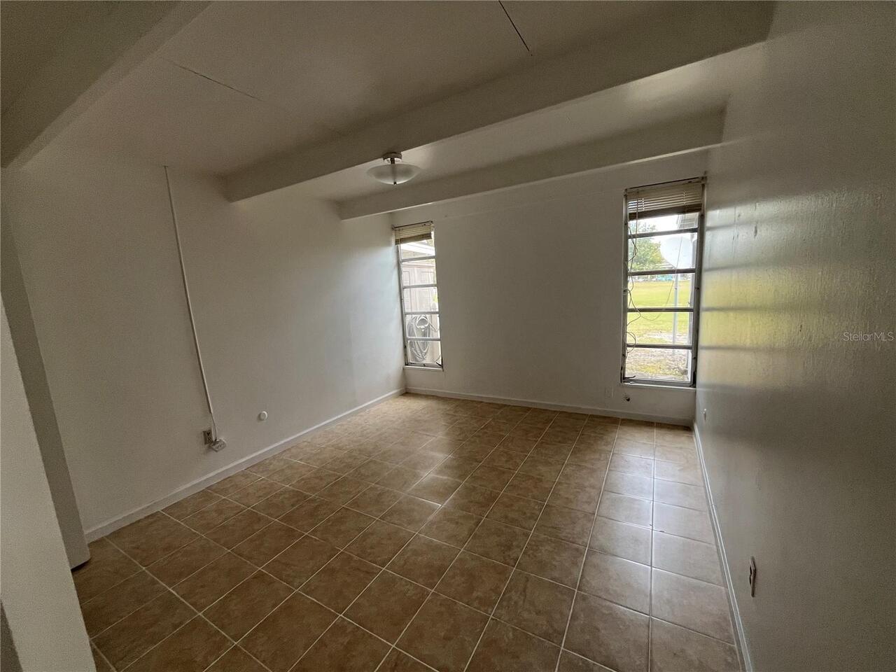 Listing Photo 7