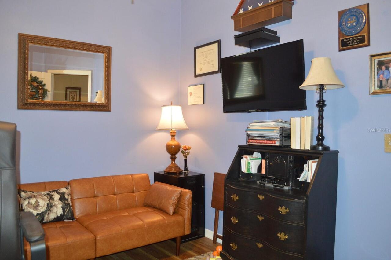 Listing Photo 18