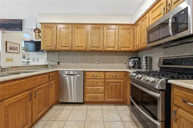Listing Photo 21
