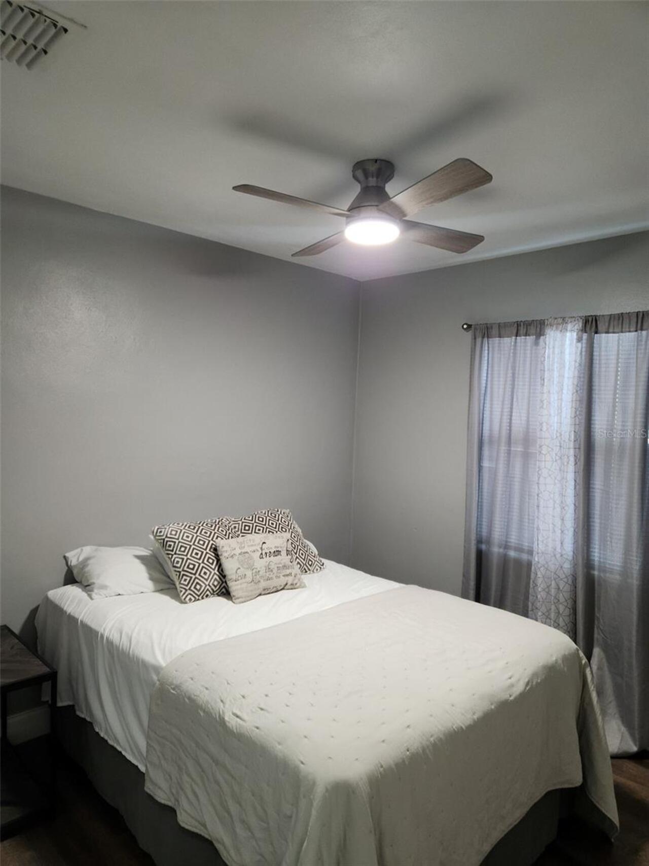 Listing Photo 14