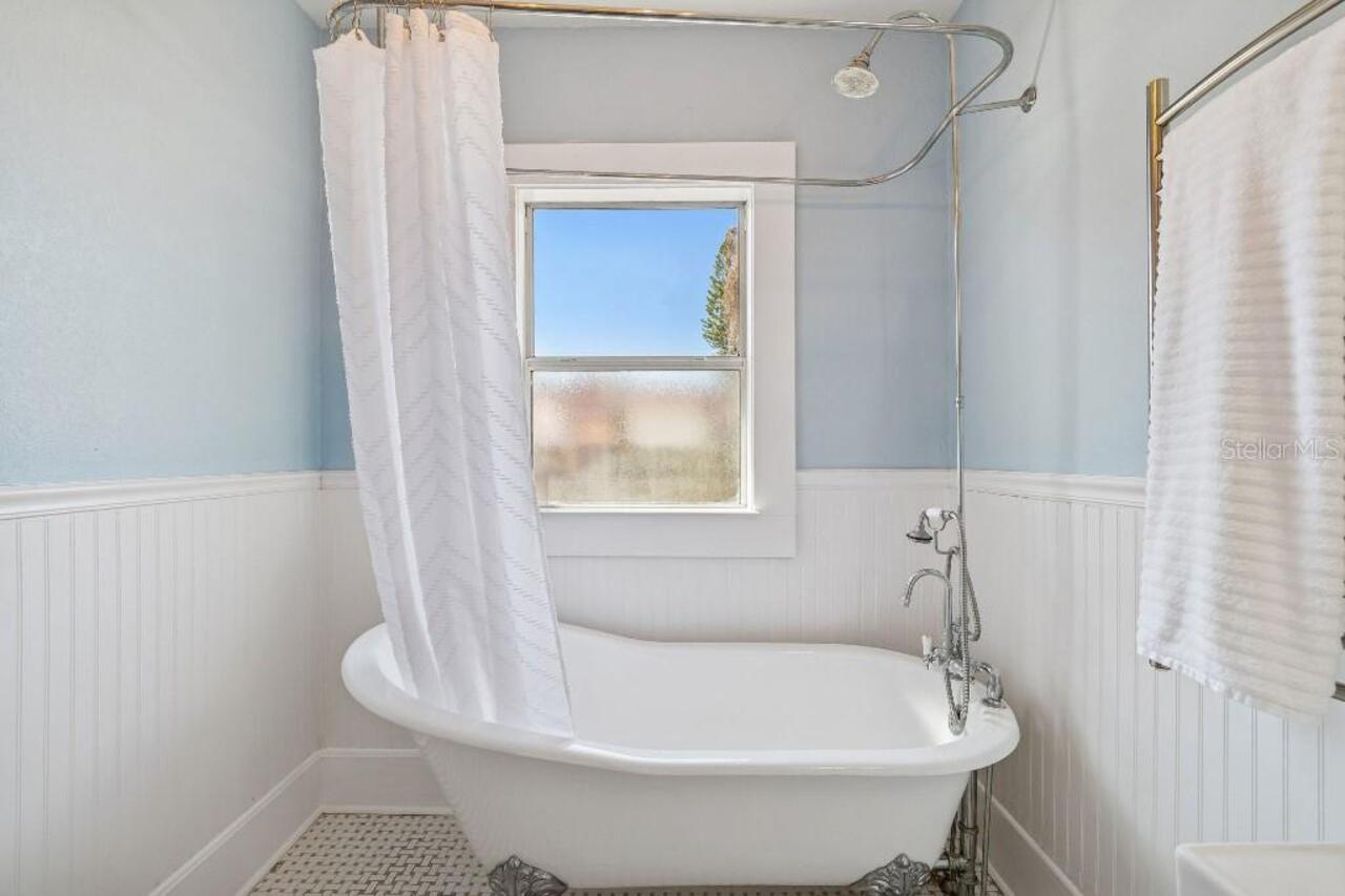 Listing Photo 23