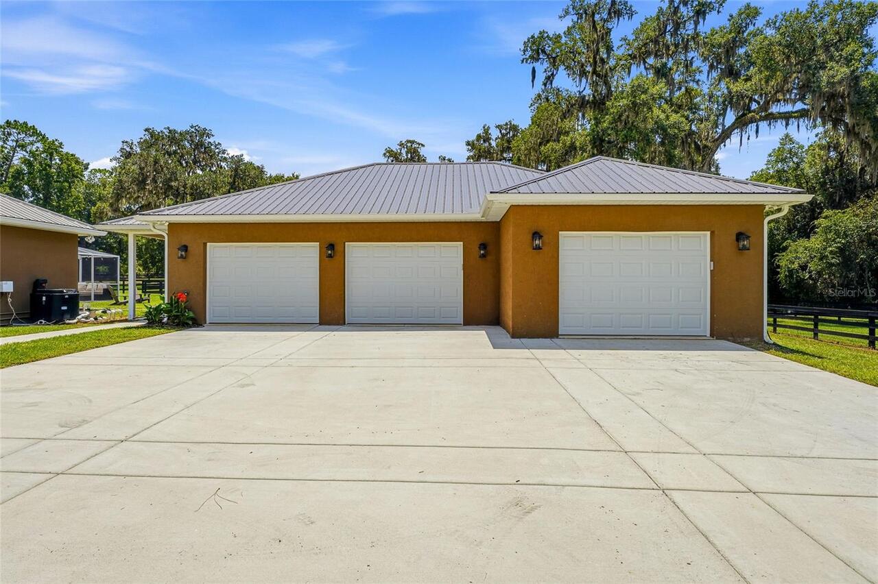 Listing Photo 10