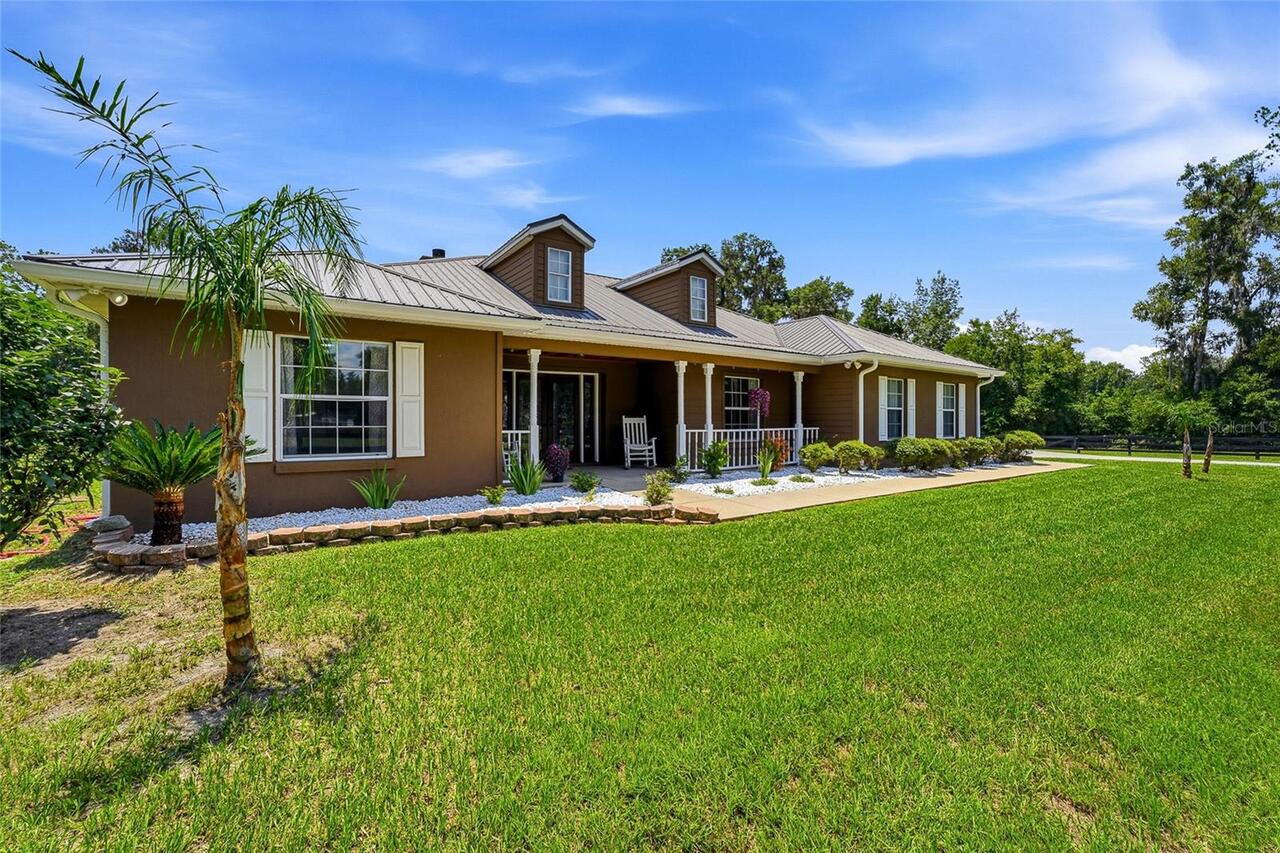Listing Photo 11