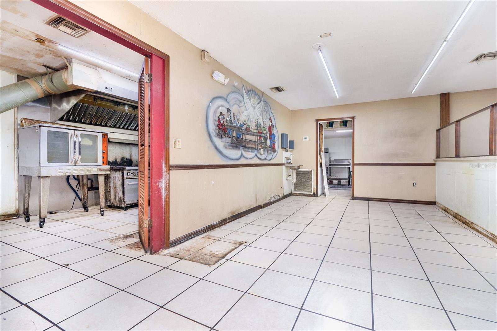 Listing Photo 10