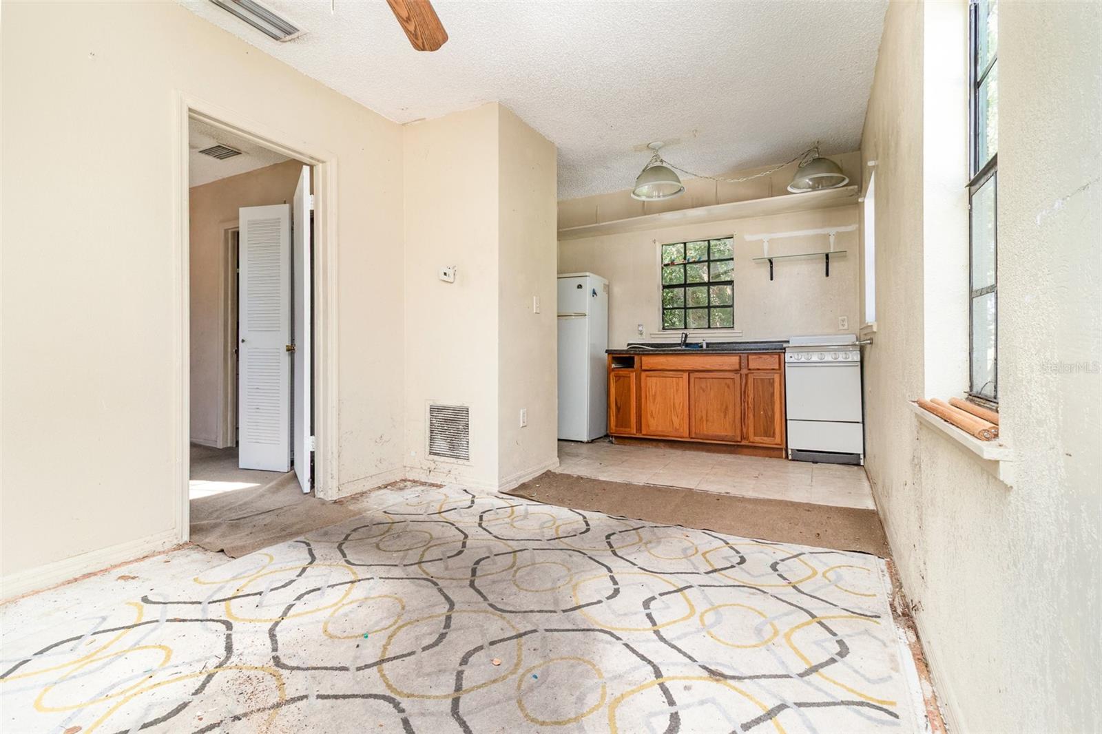 Listing Photo 18